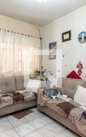 Casa à venda com 152m², 3 quartos e 2 vagasSala