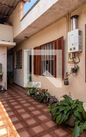 Casa à venda com 152m², 3 quartos e 2 vagasQuintal