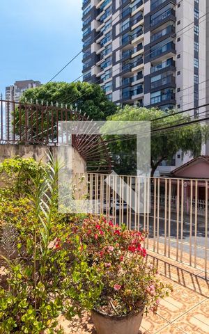 Casa à venda com 152m², 3 quartos e 2 vagasVaranda