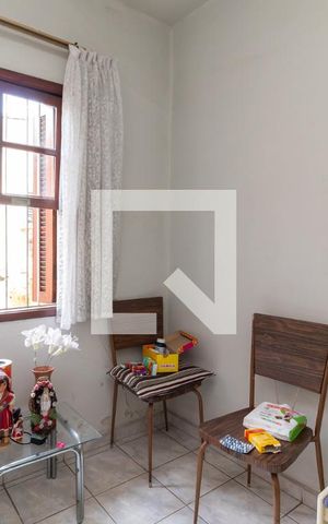 Casa à venda com 152m², 3 quartos e 2 vagasQuarto 2