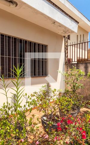 Casa à venda com 152m², 3 quartos e 2 vagasVaranda