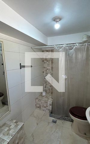 Casa à venda com 317m², 3 quartos e 3 vagasBanheiro 2