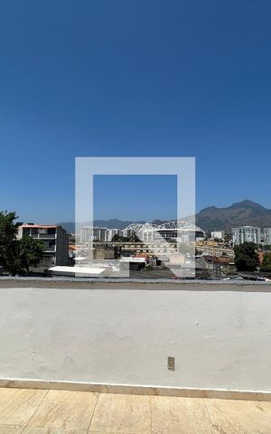Casa à venda com 317m², 3 quartos e 3 vagasVista do terraço