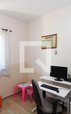 Casa à venda com 317m², 3 quartos e 3 vagasQuarto 1