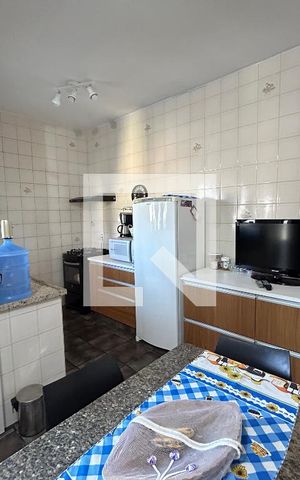 Casa à venda com 317m², 3 quartos e 3 vagasCozinha
