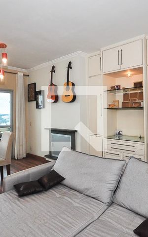 Apartamento à venda com 70m², 2 quartos e 1 vaga Apartamento à venda com 70m², 2 quartos e 1 vagaSala