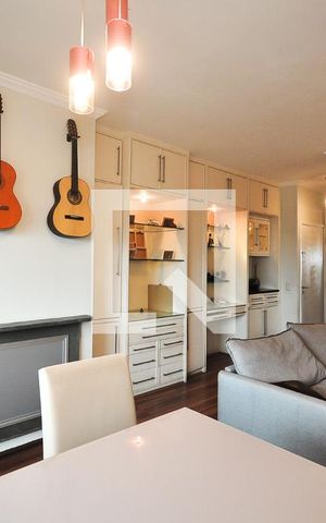 Apartamento à venda com 70m², 2 quartos e 1 vaga Apartamento à venda com 70m², 2 quartos e 1 vagaSala