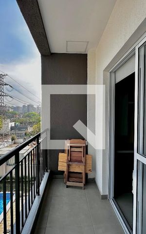 Studio para alugar com 25m², 0 quarto e sem vaga Studio para alugar com 25m², 0 quarto e sem vagaSacada