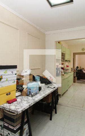 Casa à venda com 84m², 2 quartos e 3 vagasSala 2