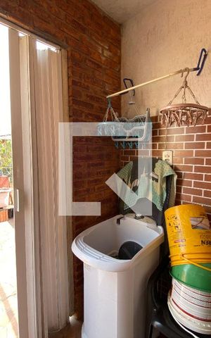 Casa à venda com 84m², 2 quartos e 3 vagas Casa à venda com 84m², 2 quartos e 3 vagasÁrea de Serviço