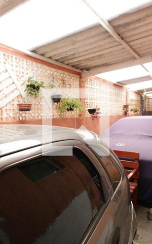 Casa à venda com 84m², 2 quartos e 3 vagasGaragem
