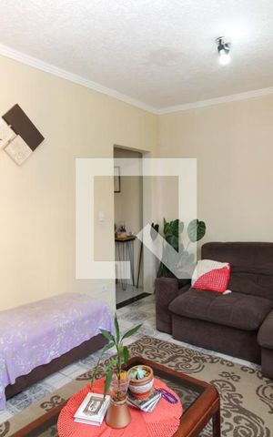 Casa à venda com 84m², 2 quartos e 3 vagasSala