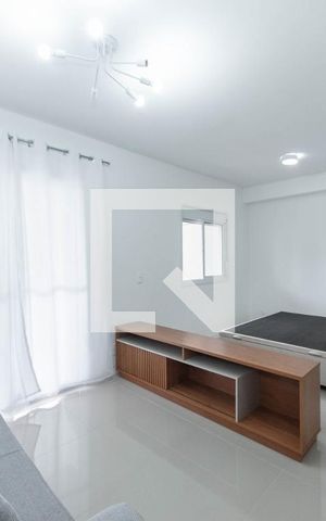 Apartamento à venda com 33m², 1 quarto e sem vaga Apartamento à venda com 33m², 1 quarto e sem vagaSala