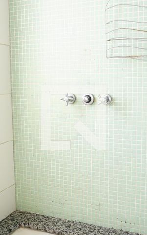 Casa de condomínio à venda com 235m², 4 quartos e 2 vagasBanheiro Suite 3