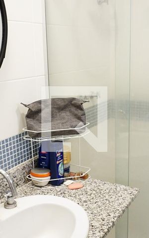 Casa de condomínio à venda com 235m², 4 quartos e 2 vagasBanheiro Suite 2