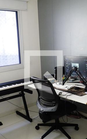 Casa de condomínio à venda com 235m², 4 quartos e 2 vagasSuite 4