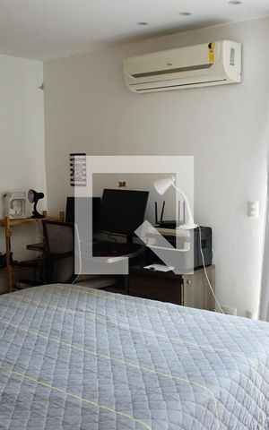 Casa de condomínio à venda com 235m², 4 quartos e 2 vagasSuite 3