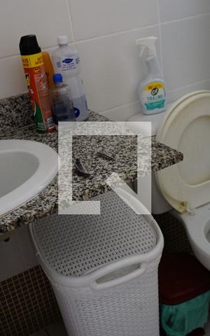 Casa de condomínio à venda com 235m², 4 quartos e 2 vagasBanheiro Suite 4