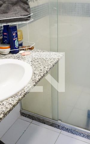 Casa de condomínio à venda com 235m², 4 quartos e 2 vagasBanheiro Suite 2