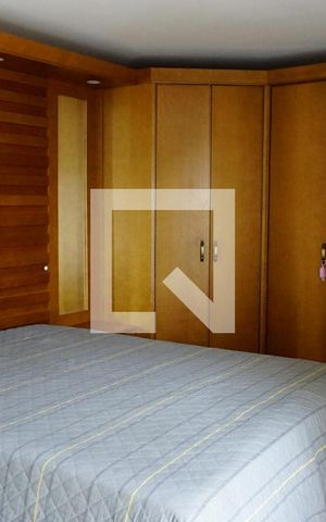 Casa de condomínio à venda com 235m², 4 quartos e 2 vagasSuite 3