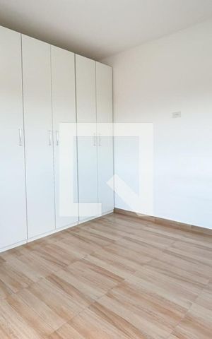 Casa à venda com 254m², 5 quartos e 2 vagas Casa à venda com 254m², 5 quartos e 2 vagasQuarto 2 - casa 3