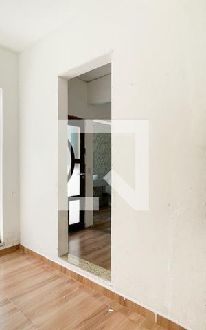Casa à venda com 254m², 5 quartos e 2 vagas Casa à venda com 254m², 5 quartos e 2 vagasEscritório - Casa 2
