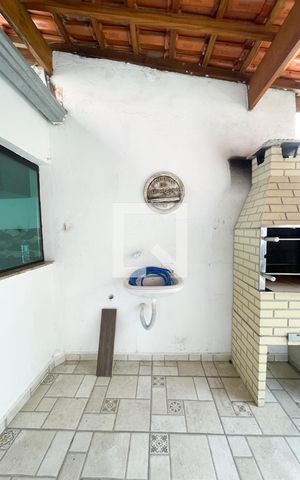Casa à venda com 254m², 5 quartos e 2 vagas Casa à venda com 254m², 5 quartos e 2 vagasÁrea de Serviço Casa 3