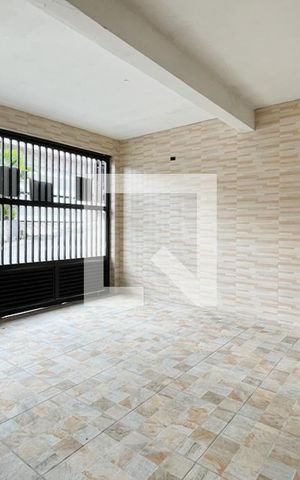 Casa à venda com 254m², 5 quartos e 2 vagas Casa à venda com 254m², 5 quartos e 2 vagasGaragem