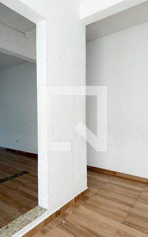 Casa à venda com 254m², 5 quartos e 2 vagas Casa à venda com 254m², 5 quartos e 2 vagasEscritório - Casa 2