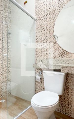 Casa à venda com 254m², 5 quartos e 2 vagas Casa à venda com 254m², 5 quartos e 2 vagasBanheiro da Suíte - Casa 2