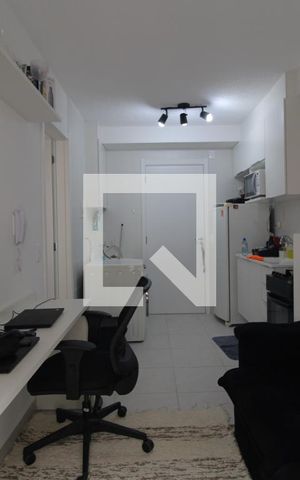 Apartamento à venda com 28m², 1 quarto e sem vagaSala