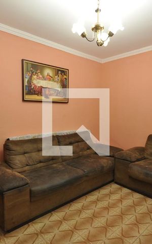 Casa à venda com 130m², 2 quartos e 1 vagaSala