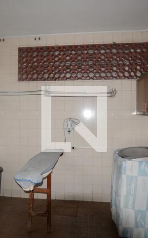 Casa à venda com 430m², 2 quartos e 2 vagasÁrea de Serviço