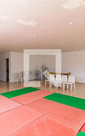 Apartamento para alugar com 60m², 2 quartos e 1 vagaÁrea comum - Salão de festas