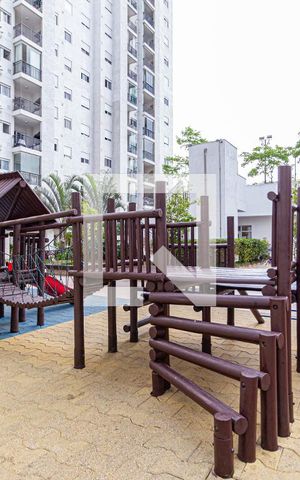 Apartamento para alugar com 60m², 2 quartos e 1 vagaÁrea comum - Playground