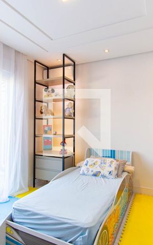 Casa à venda com 440m², 4 quartos e 4 vagas Casa à venda com 440m², 4 quartos e 4 vagasQuarto 3
