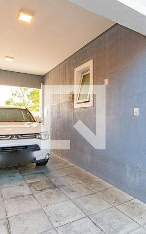 Casa à venda com 440m², 4 quartos e 4 vagas Casa à venda com 440m², 4 quartos e 4 vagasQuintal