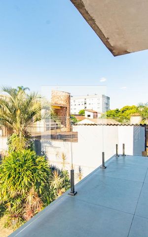 Casa à venda com 440m², 4 quartos e 4 vagas Casa à venda com 440m², 4 quartos e 4 vagasQuarto 2