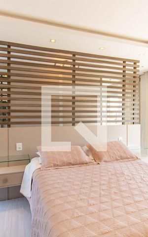 Casa à venda com 440m², 4 quartos e 4 vagas Casa à venda com 440m², 4 quartos e 4 vagasQuarto 1