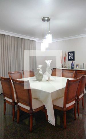 Casa à venda com 500m², 7 quartos e 5 vagasSala de Jantar