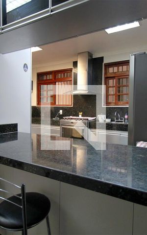 Casa à venda com 500m², 7 quartos e 5 vagasCozinha