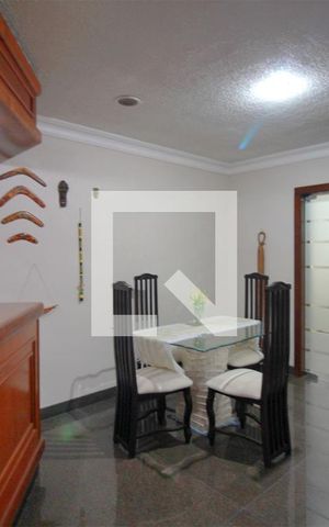 Casa à venda com 500m², 7 quartos e 5 vagasSala de estar – Bar