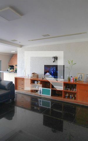 Casa à venda com 500m², 7 quartos e 5 vagasSala de Estar – Térreo