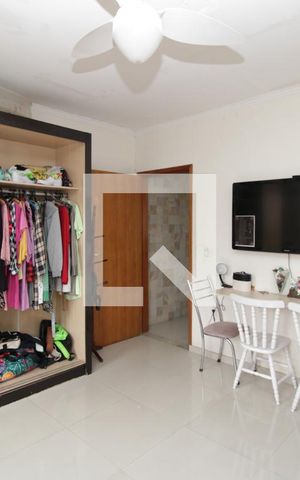Casa para alugar com 70m², 4 quartos e sem vagaQuarto 1