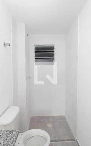 Apartamento à venda com 42m², 2 quartos e sem vagaBanheiro