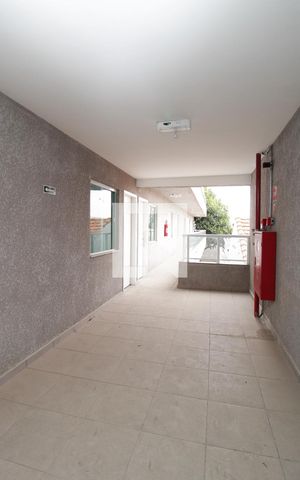 Apartamento à venda com 42m², 2 quartos e sem vagaÁrea comum