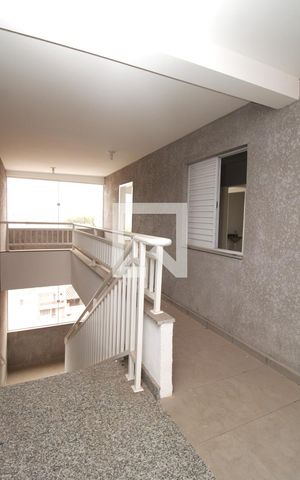Apartamento à venda com 42m², 2 quartos e sem vagaÁrea comum