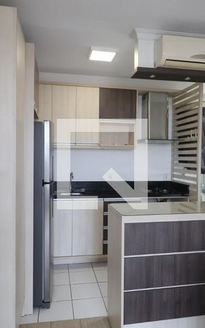 Apartamento à venda com 42m², 2 quartos e 1 vagaCozinha e Área de Serviço