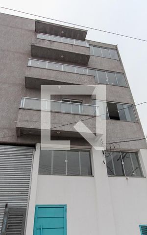 Apartamento à venda com 45m², 2 quartos e sem vaga Apartamento à venda com 45m², 2 quartos e sem vagaFachada