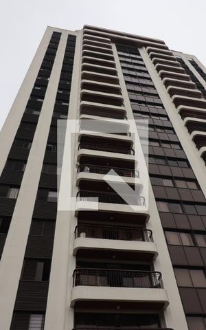 Apartamento à venda com 175m², 3 quartos e 3 vagasFachada
